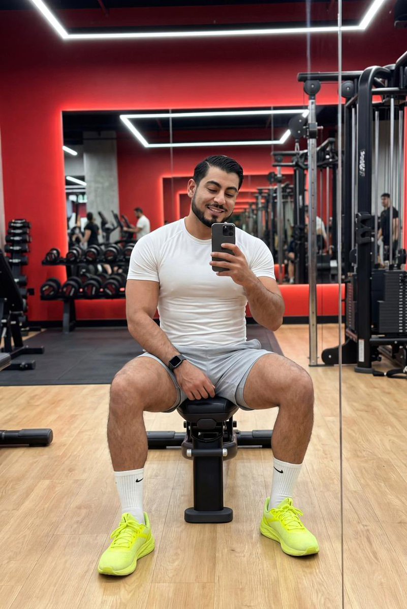 IamCharlesAFV's tweet image. POV: El reloj marca la hora de la verdad y los anillos no se van a cerrar solos. ⌚️⚡️

Gym time activado. Menos excusas y más discos en la barra. Hoy toca darle duro al funcional y a las pesas para construir la versión que queremos ser mañana. ¡A sudar la gota gorda!

#GymTime