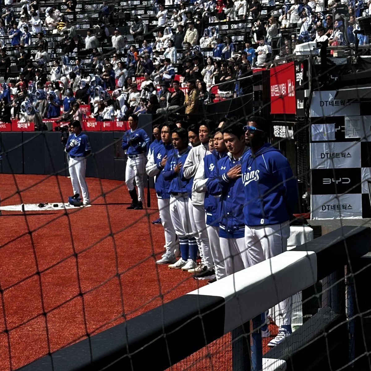 !! ⚾︎ tweet media