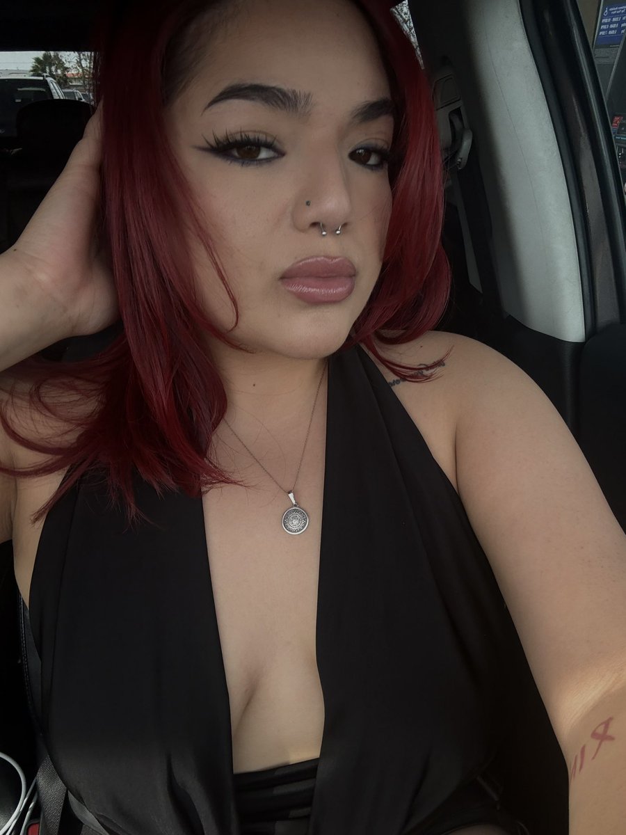 ✮ COGNAC BUMPER HANDS ✮ tweet media