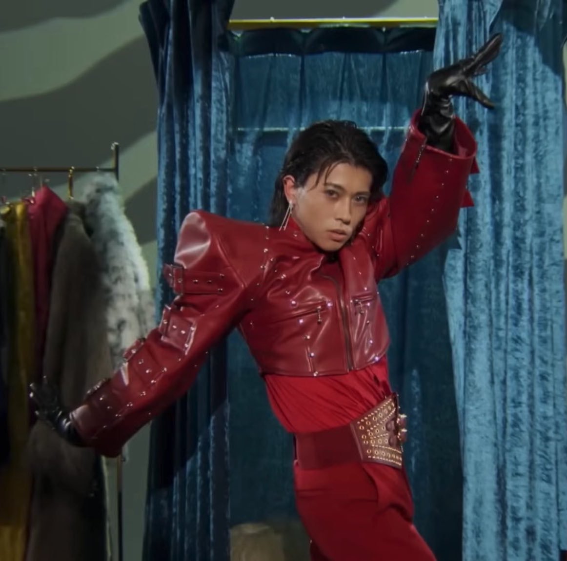 starto idols with no context tweet media