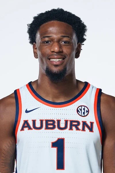 AU_FinalBoss's tweet photo. Pay. This. Man. https://t.co/IS4B9k5z5Q