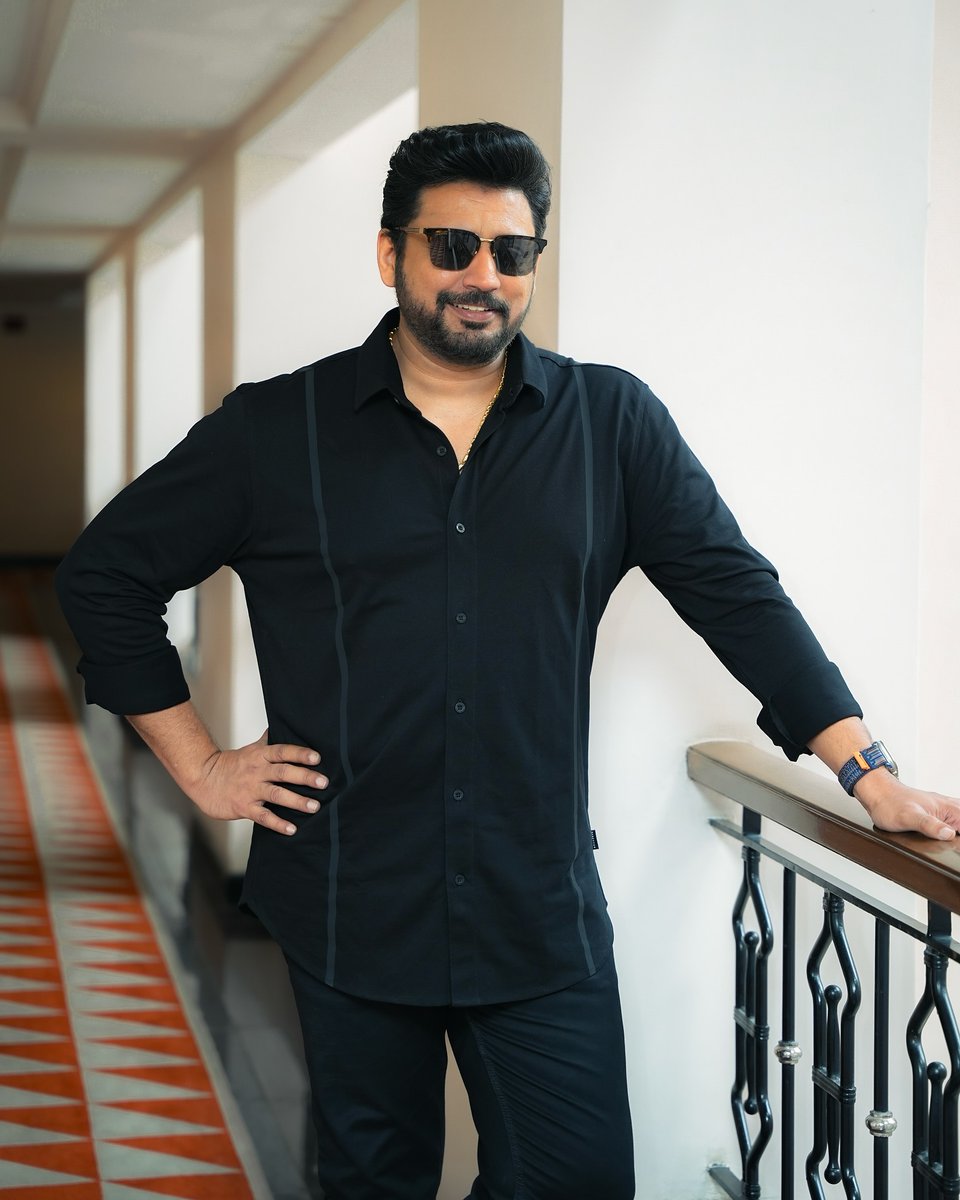 kalakkalcinema's tweet photo. Happiest Birthday Wishes To The Top Star @actorprashanth 🎊😎

#HBDPrashanth #HappyBirthdayPrashanth https://t.co/QlsCTdYmTt