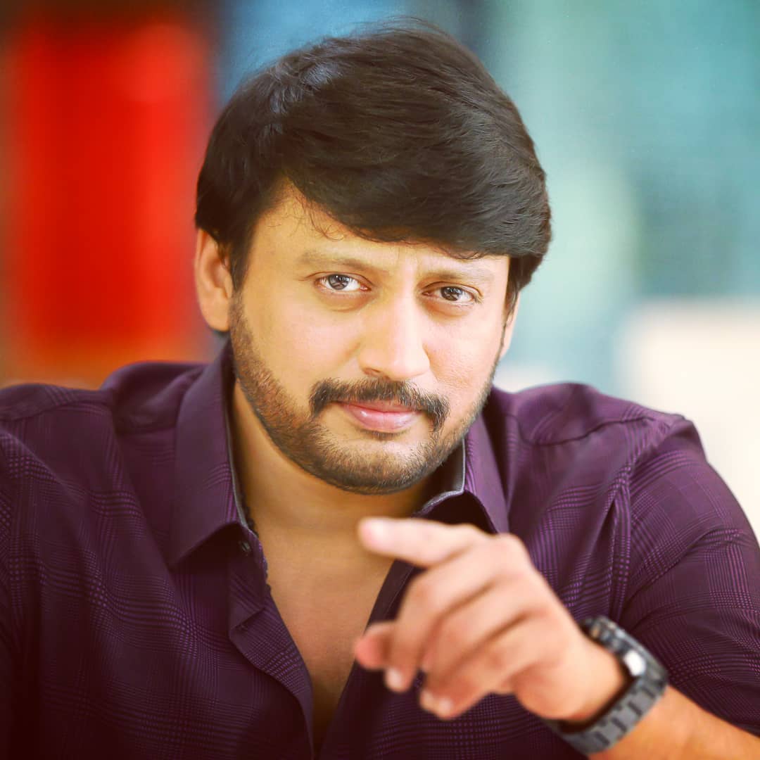 kalakkalcinema's tweet photo. Happiest Birthday Wishes To The Top Star @actorprashanth 🎊😎

#HBDPrashanth #HappyBirthdayPrashanth https://t.co/QlsCTdYmTt