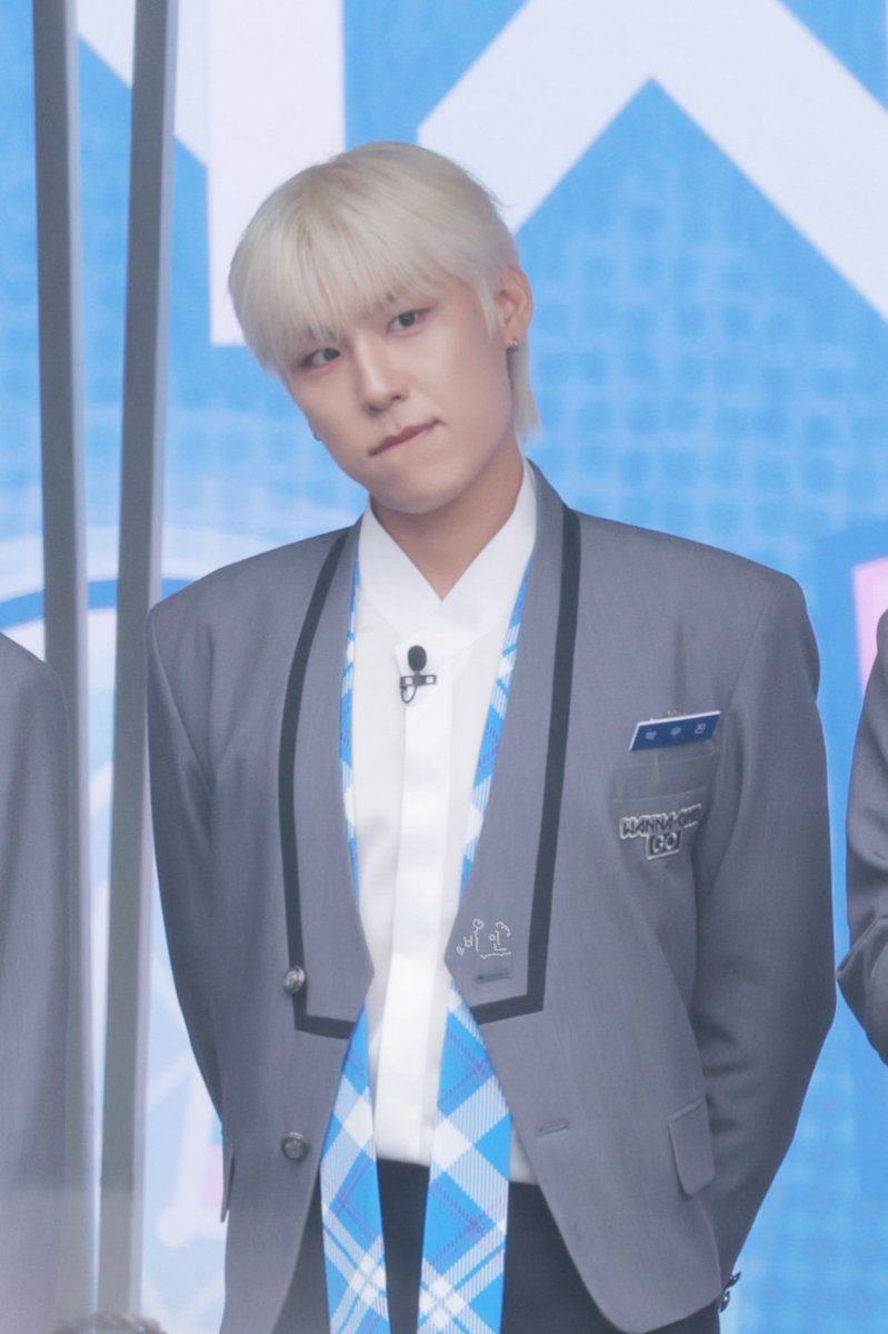 비인🫛 tweet media
