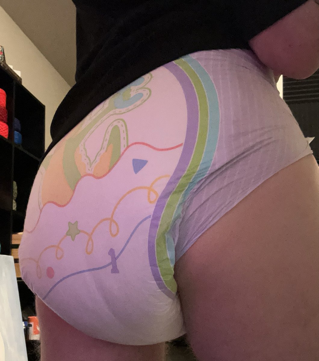 BabyFoxBoy's tweet photo. You come how to find that your little gamer boy partner had a lil stinky accident. 

Could…could I have cuddles now🥺☺️ https://t.co/MYKsbPGAuy