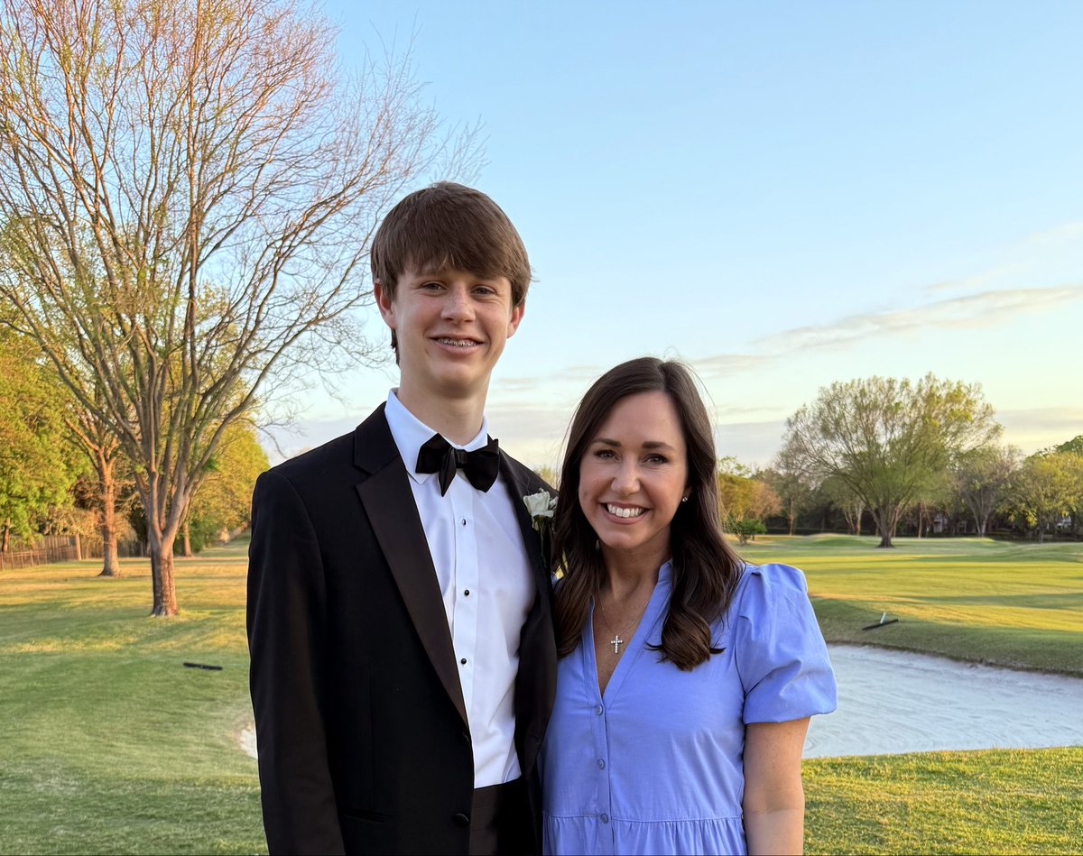 Katie Britt tweet media