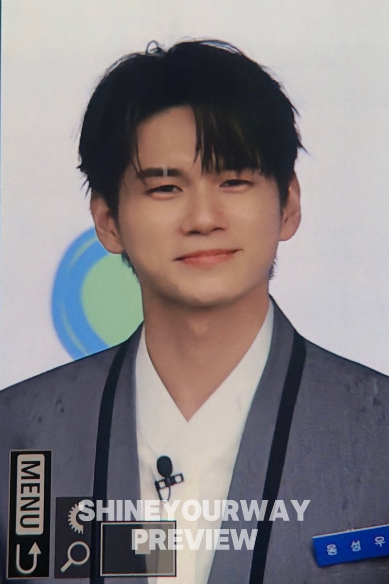 shineurway_ong's tweet image. 260406 워너원 GO opening ceremony
잘생긴 우리 성우~~

#옹성우 #ONGSEONGWU
#WANNAONE