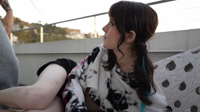 Selene Lansbury tweet media