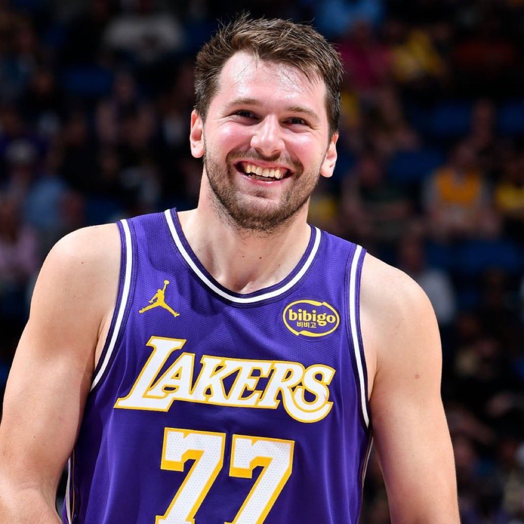 LakeShowYo tweet media