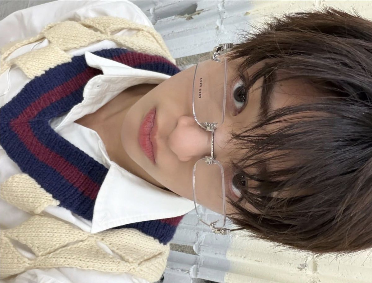 ♡( ૢ⁼̴̤̆ ꇴ ⁼̴̤̆ ૢ)~ෆ♡ෆ⃛(ˇᵋ ˇෆೄ tweet media