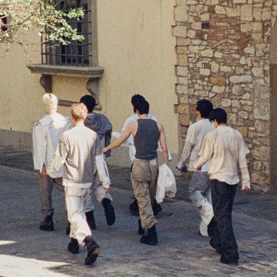 sooddi;)🧃: ENHYPEN IS 7 tweet media