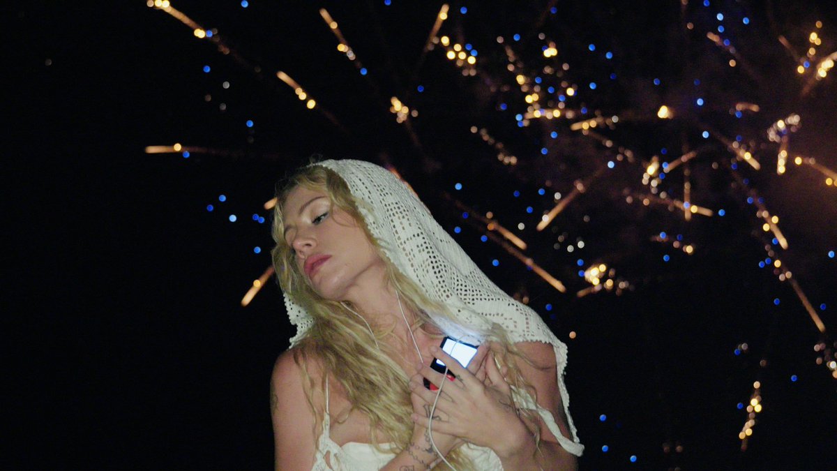 SLAYYYTERZZZ tweet media