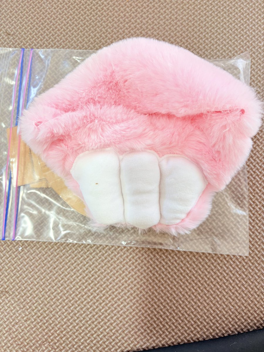 AnthroMate tweet media