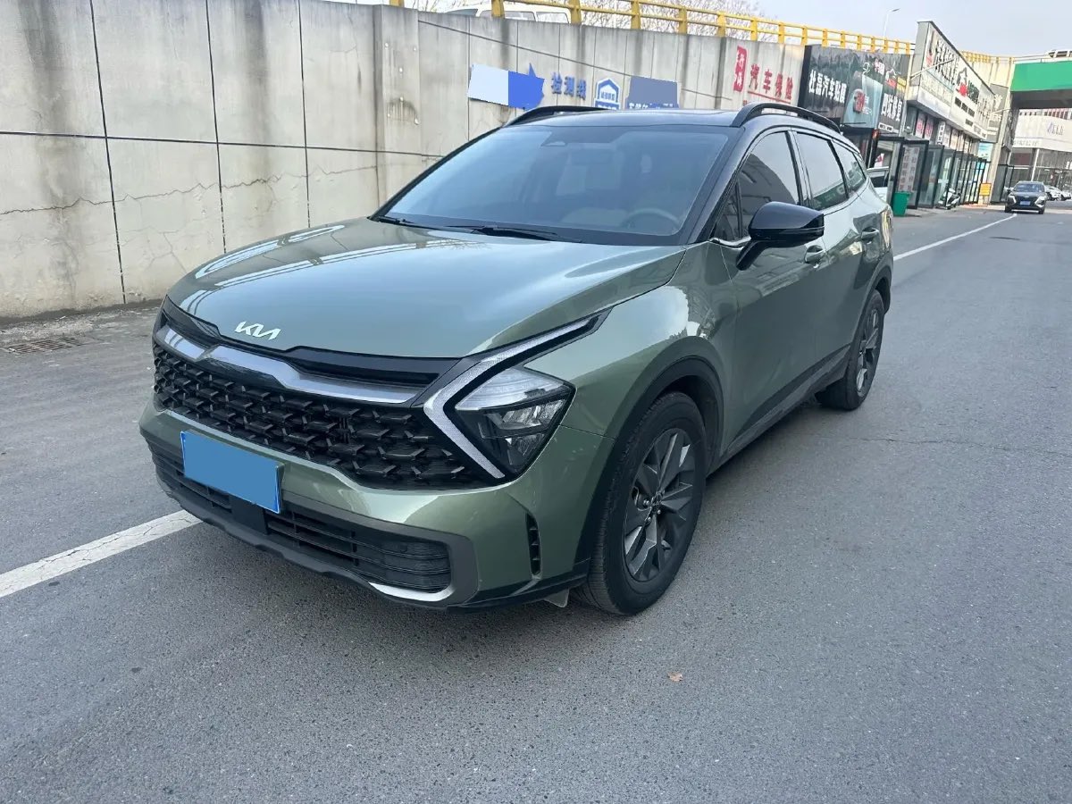 NoahStreamz's tweet photo. 2023 Kia Sportage 🔥
Direct import 🇨🇳➡️🇬🇭
Car + shipping: GHS 190,000
Estimated duty, port &amp; clearing: GHS 90,000+
Estimated total to own: GHS 300,000+
Same model in Ghana: GHS 350,000 – 450,000+ Save up to: GHS 50,000 – 100,000+
📩 Message me to secure https://t.co/oZFElZIha6