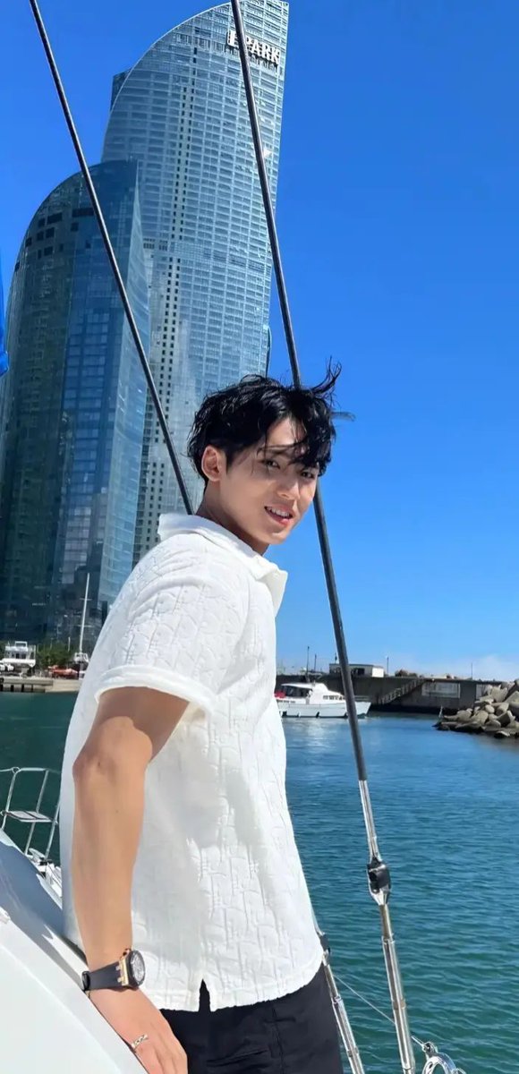 rhyy l stay away from me melon tweet media