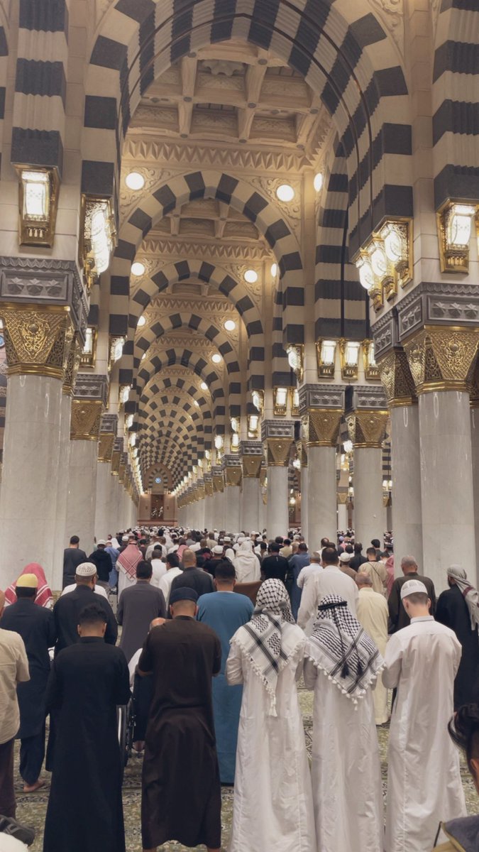 Así ¹⁵ tweet media