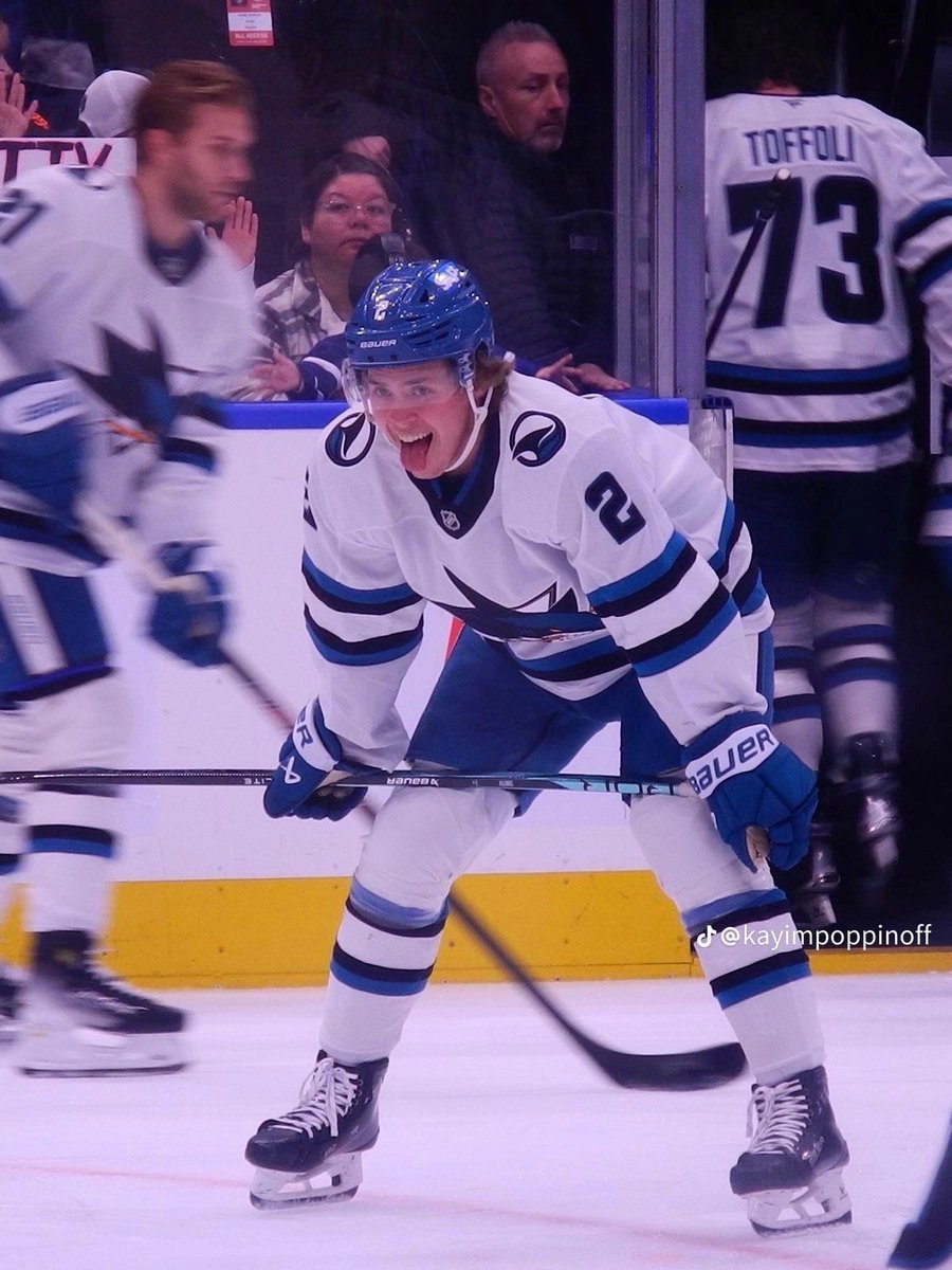 niko ⚡️ tweet media