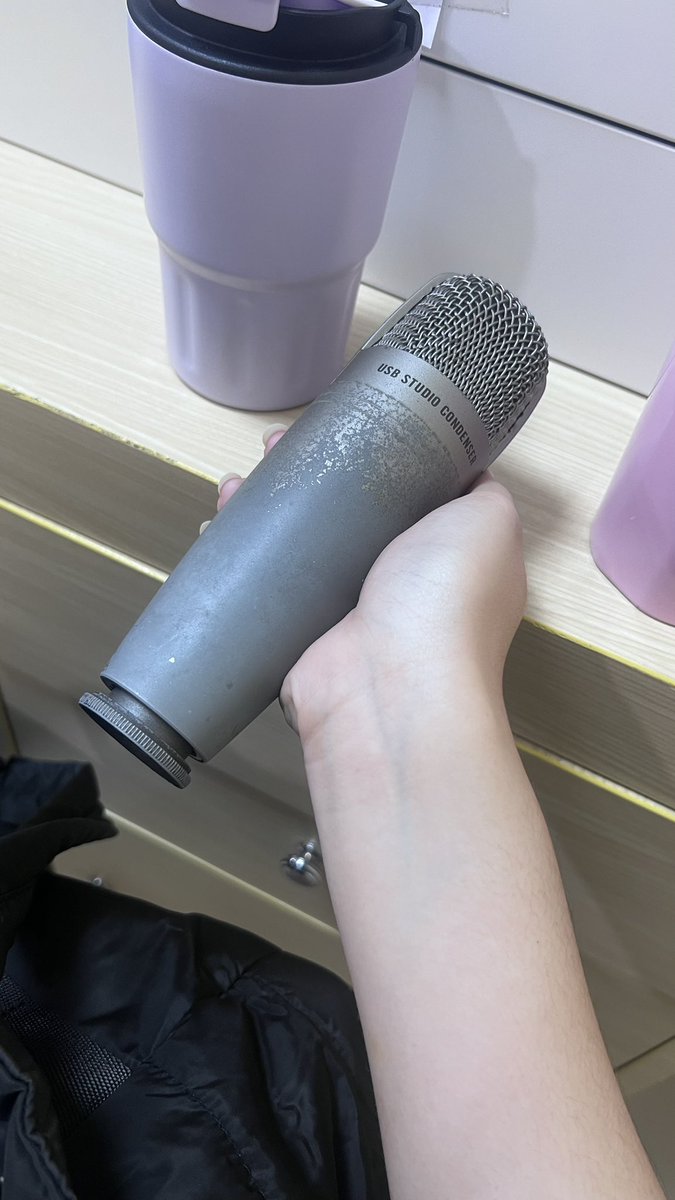 Lula ❄️🦊 tweet media