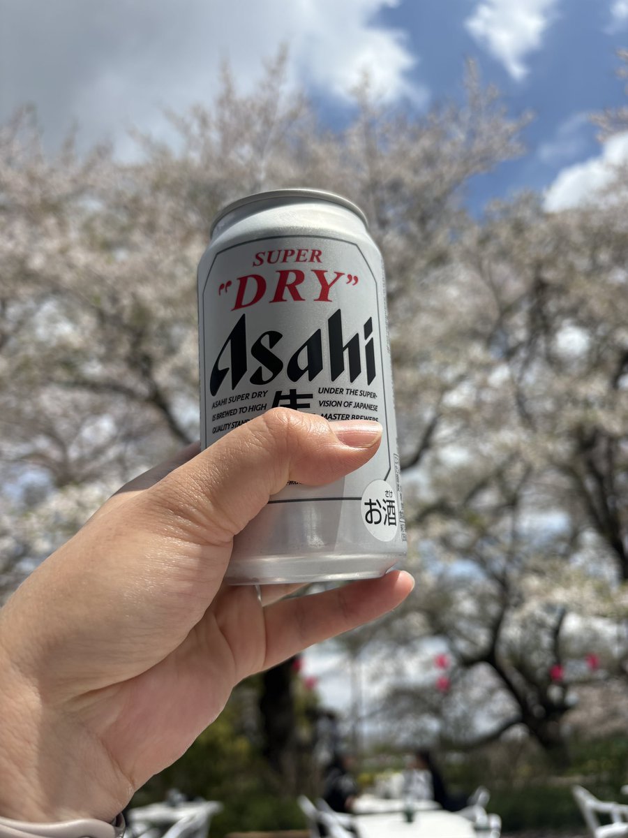 asparagus_bis's tweet photo. 花よりビール🌸🍺
#今日のビール https://t.co/RXKWqJZZw0