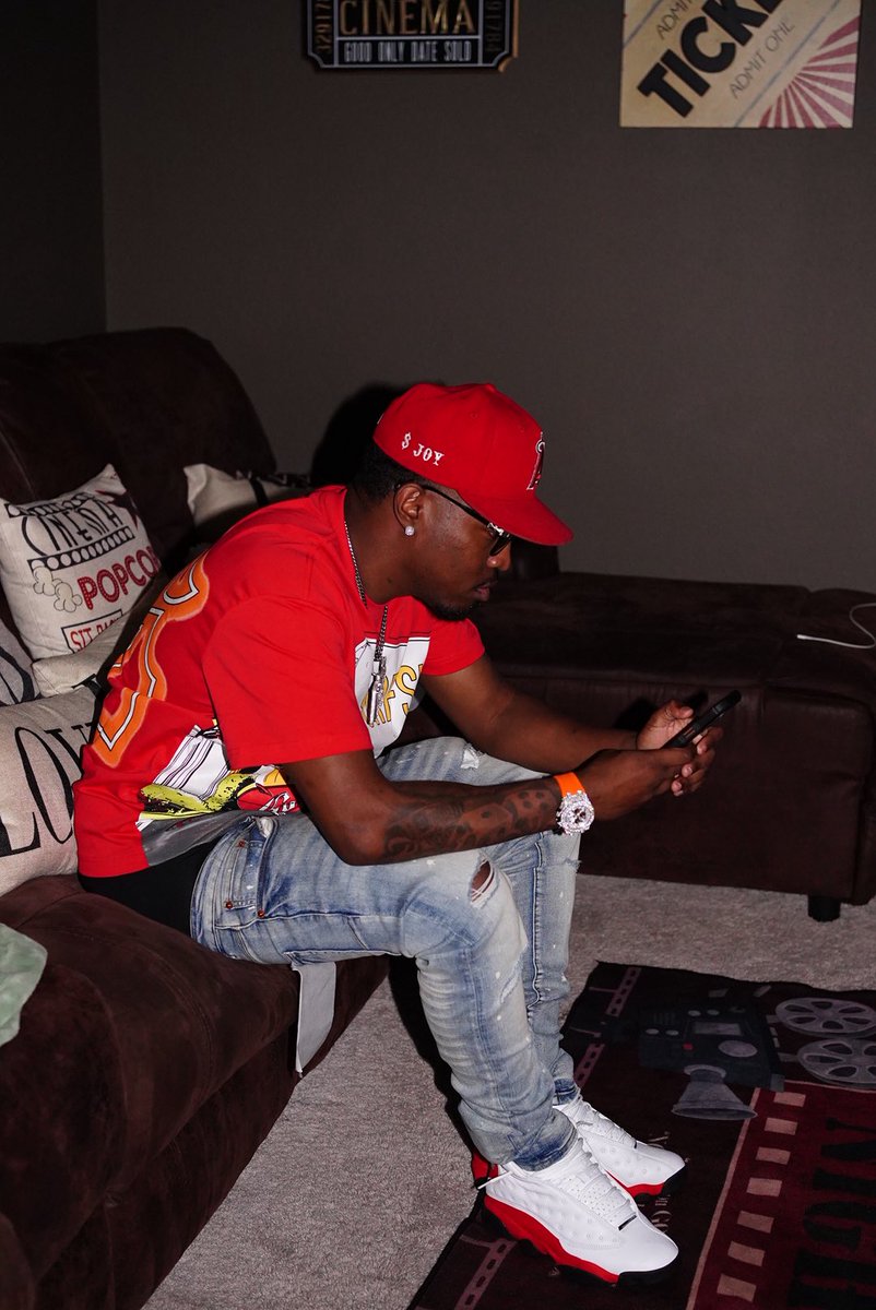HTXSMASHBRO's tweet photo. All cap aside them niggas ain’t turnt like us https://t.co/G5N7acEHDT