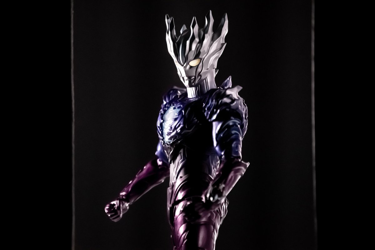 zuimoyi's tweet photo. 愛しい人の胸に 誰もが帰ってゆくよ
懐かしく暖かい光に包まれながら･･いつか～
#ウルトラマンサーガ  #ウルトラアーツ https://t.co/wiOrnKl2Ba