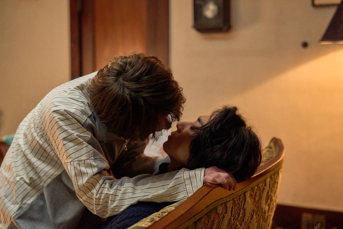 ドラマ☔️『スモークブルーの雨のち晴れ』☀️毎週月曜 深夜放送 tweet media