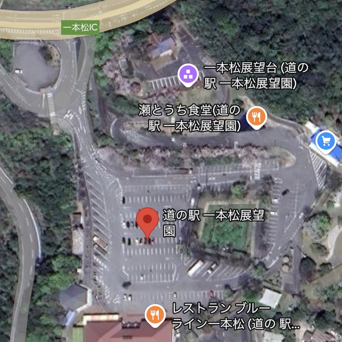gstag04's tweet photo. 一本松の道の駅は
バイクで行った時に
どこへ駐めるんが正解なん？？ https://t.co/1dqyFTpca9
