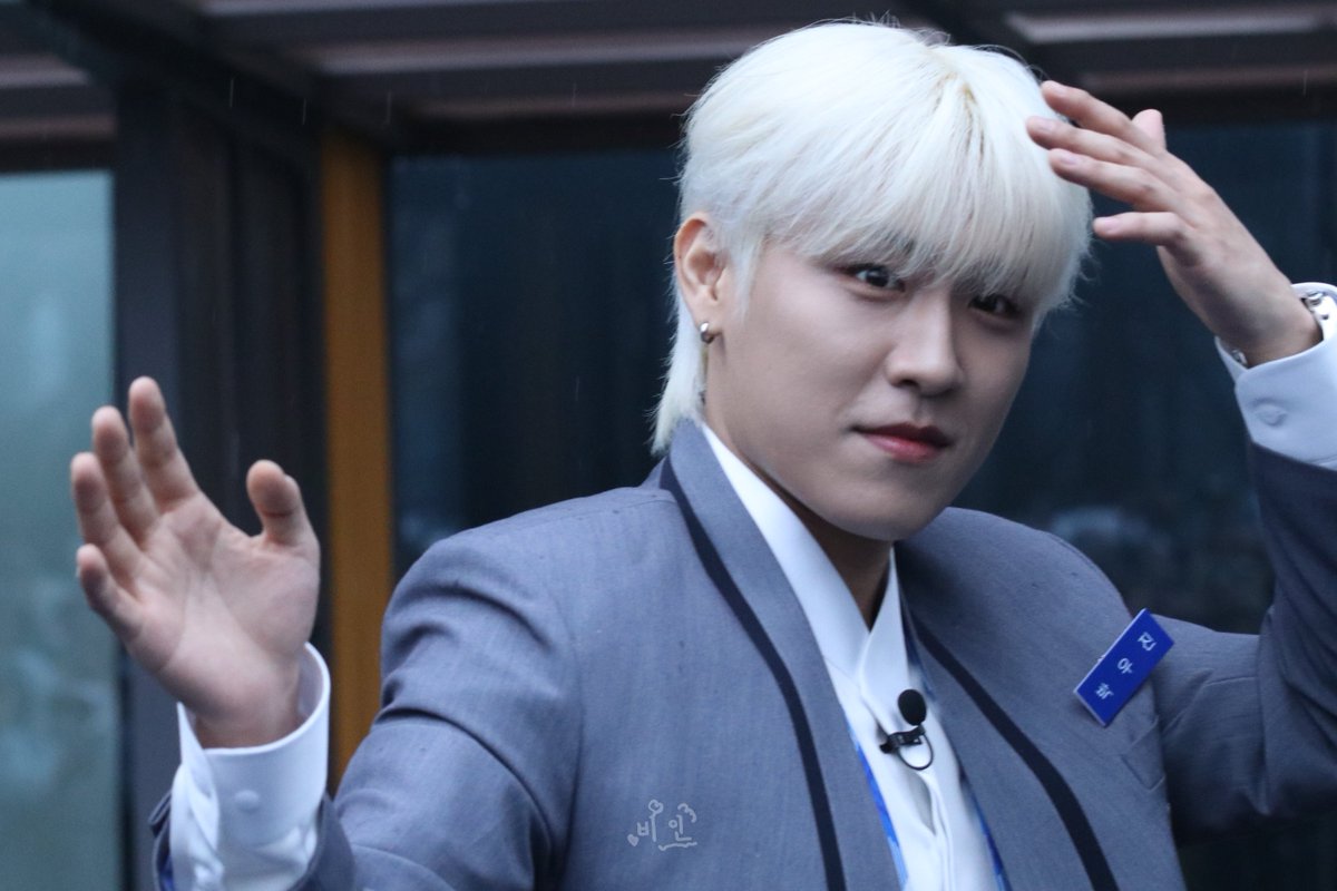 비인🫛 tweet media