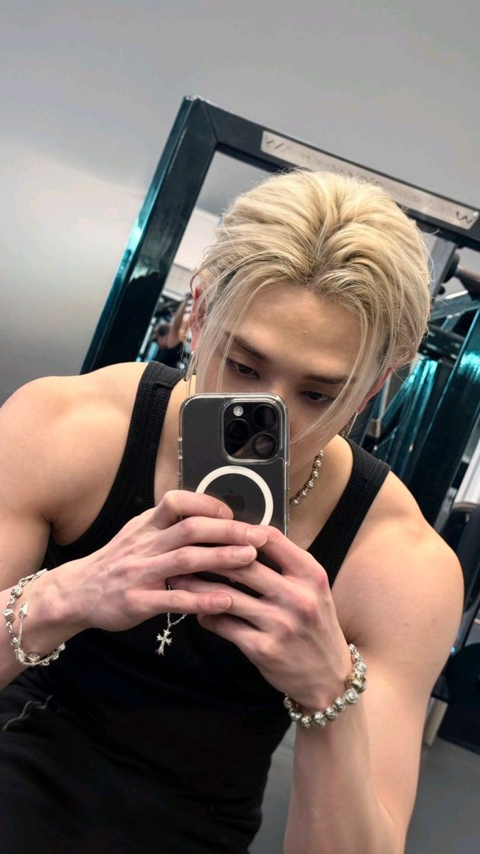 ᴜʀᴀ⭑MINCHAN KISS tweet media