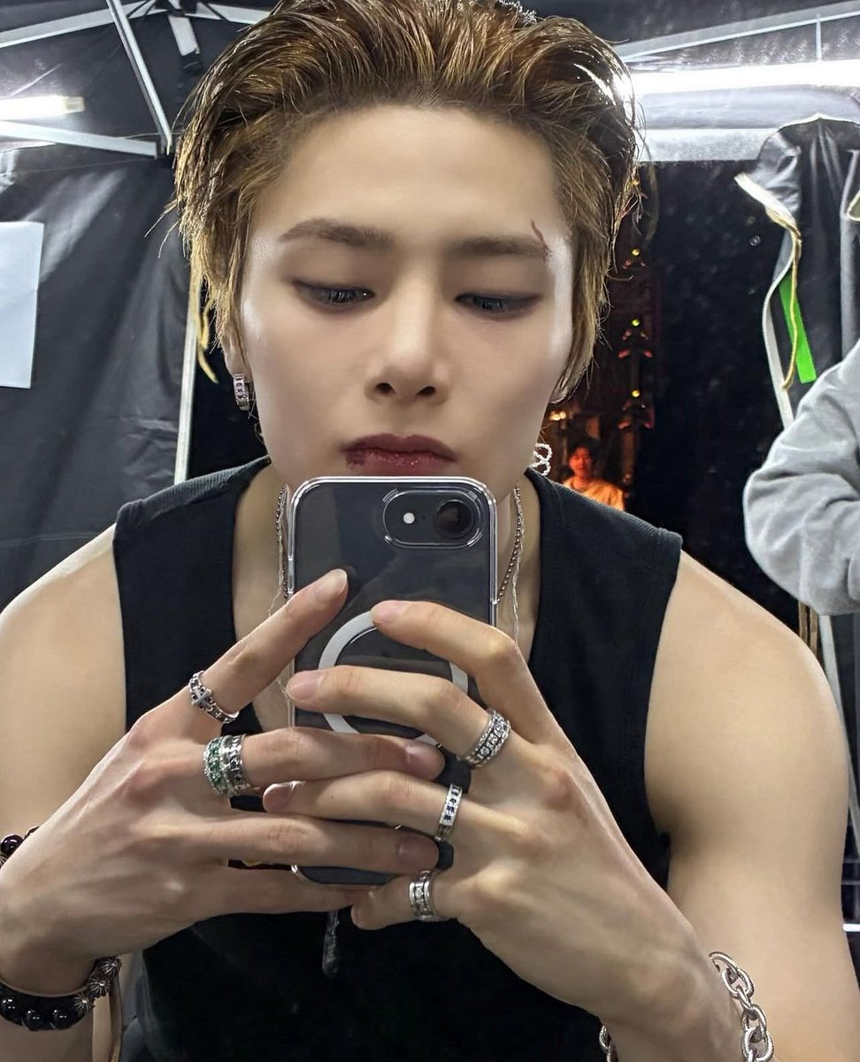 ᴜʀᴀ⭑MINCHAN KISS tweet media