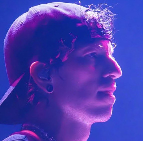 høney. 🇵🇸 tweet media