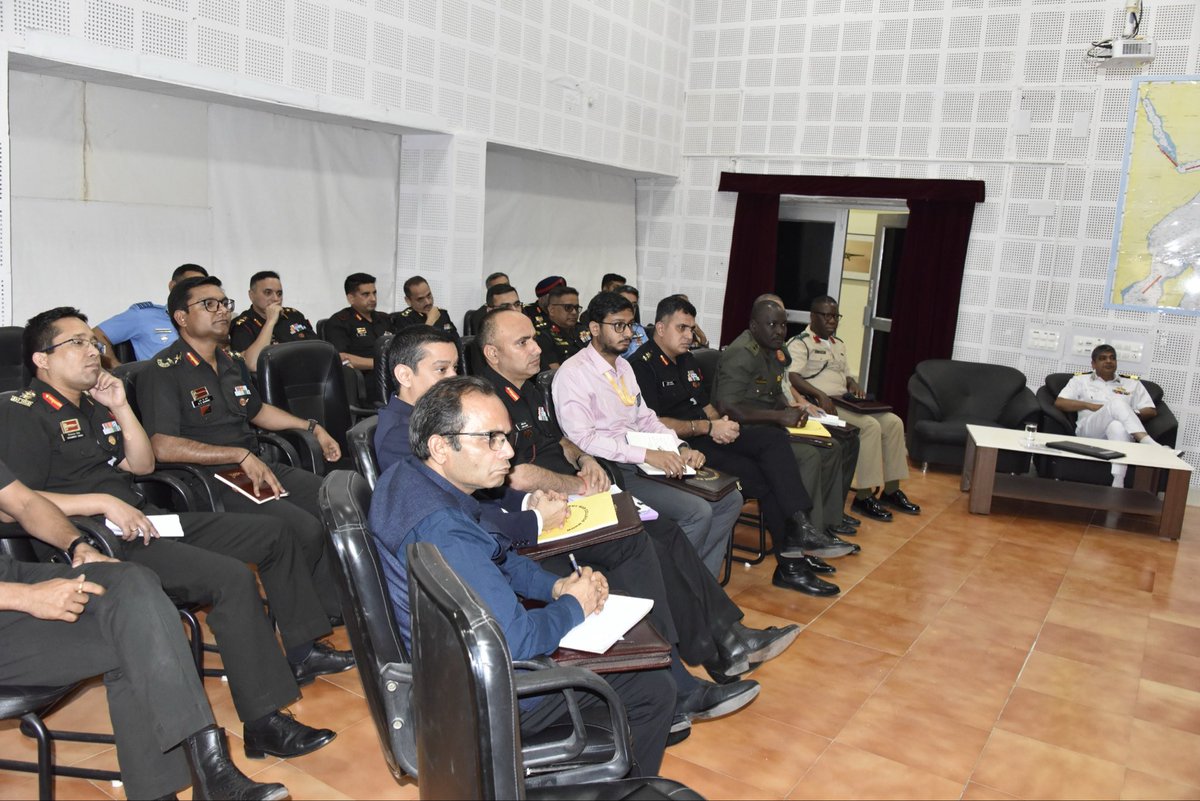 ia_awc's tweet image. STRATEGIC FUSION &amp;amp; CONVERGENCE CAPSULE 2.0
Two weeks capsule at #AWC brings together stakeholders of #NationalSecurity to hold in depth discussions to achieve synergy for capability development to meet futuristic battlefield challenges

pib.gov.in/PressReleasePa…

@adgpi @artrac_ia