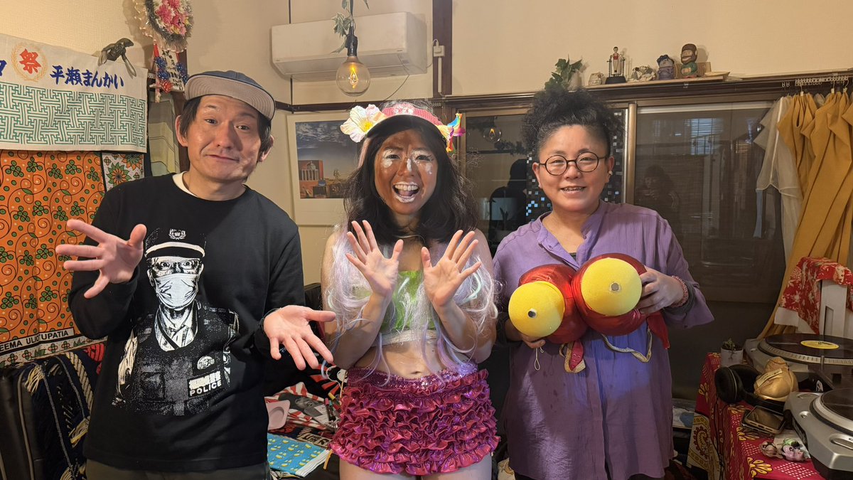 kaori_nns's tweet photo. よんでくださったタイタンさん、会場で美味しいカレーをカヨカリさん、本当にありがとうございましたー！ https://t.co/EdTk2yvMTo