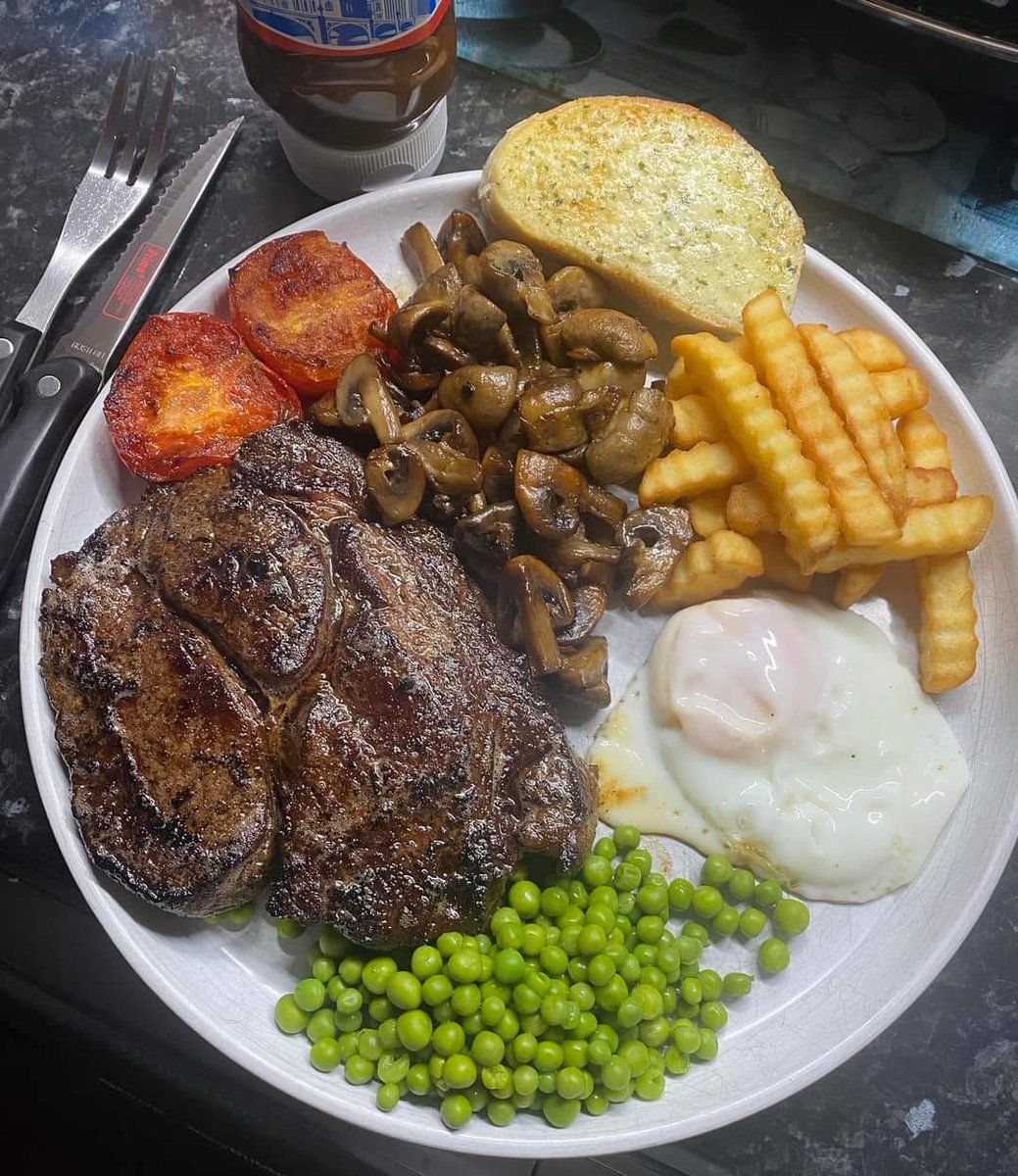 Stylish Fruits 🍀🍓 tweet media