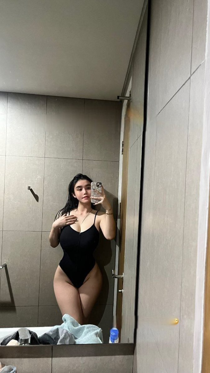 tasya tweet media