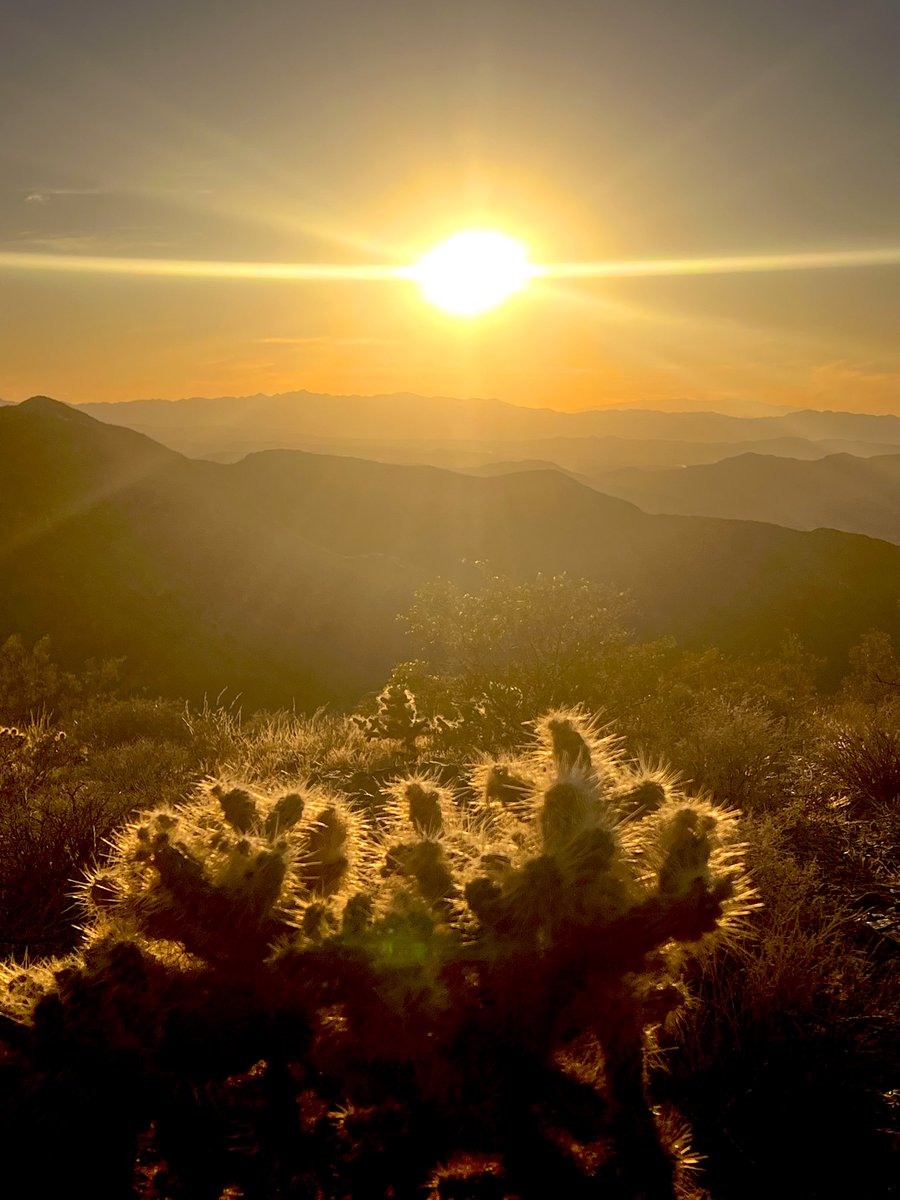 Flawwed1Art's tweet image. Here are the first few shots from my Easter Sunday outing. Taken at one of the many beautiful overlooks nearby. I felt compelled to go snap a few shots and I’m glad I did. Many came out better than expected.

#Karvan #Caravan #StarForge