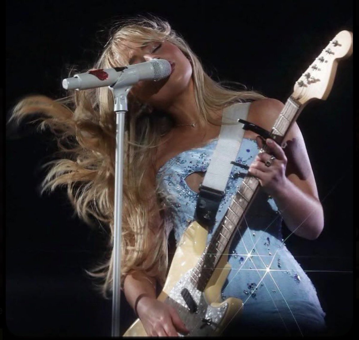 ✸﹕☆ abi 💜﹕☆﹕✸ tweet media