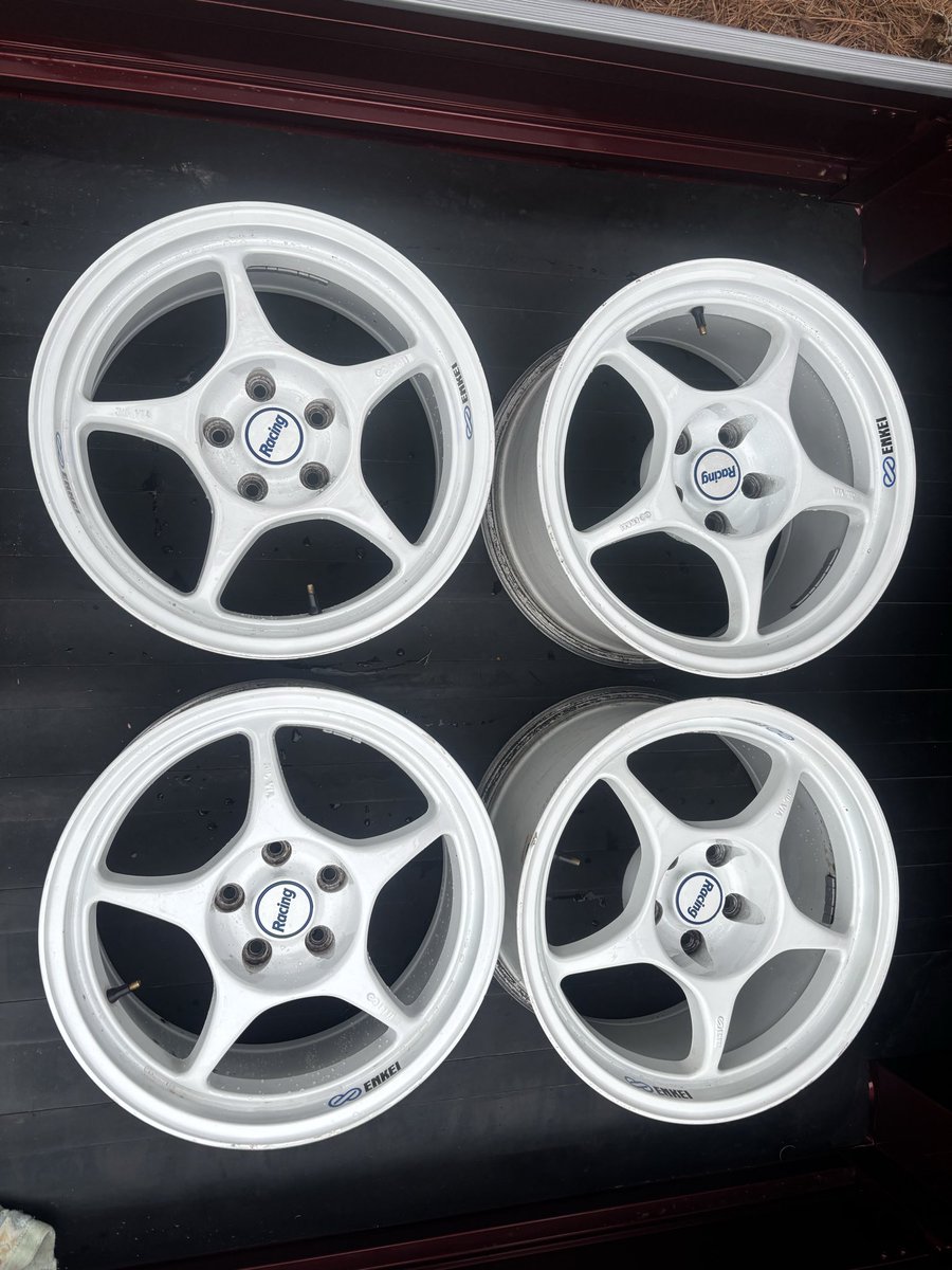 むーさん tweet media