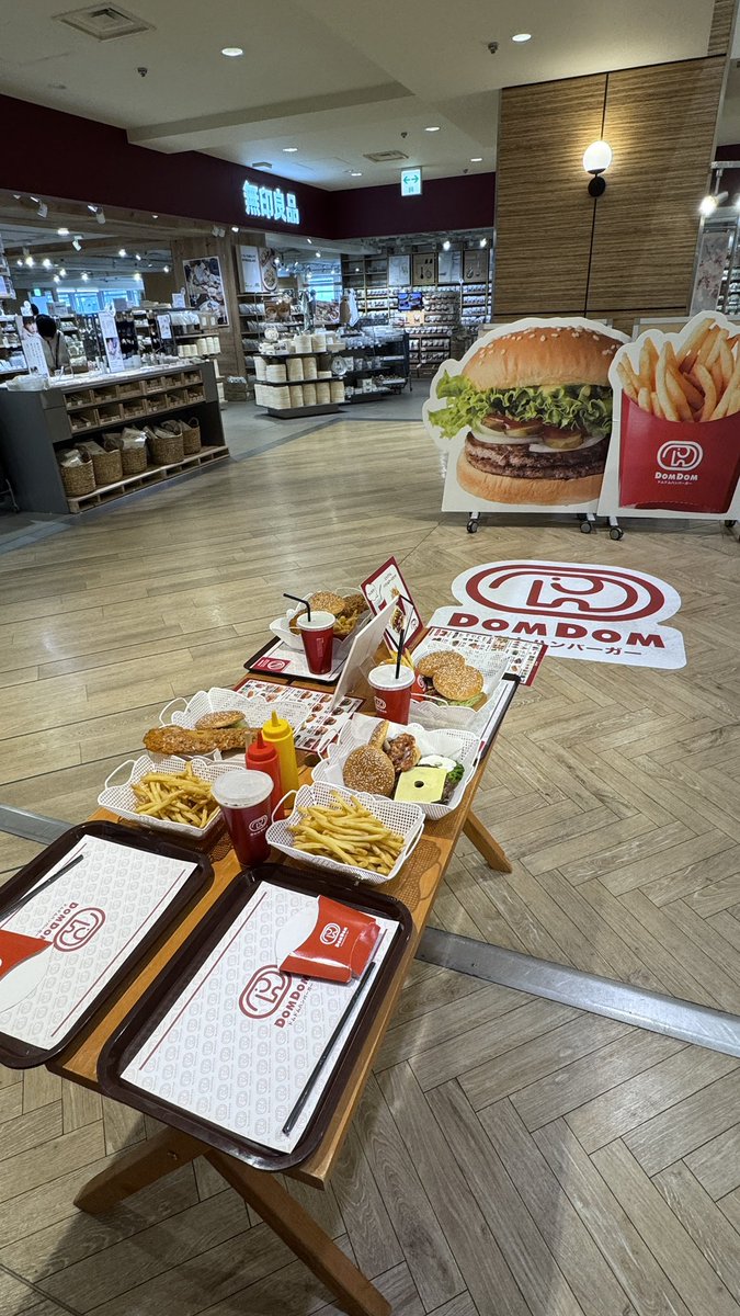 andr_0310 tweet media