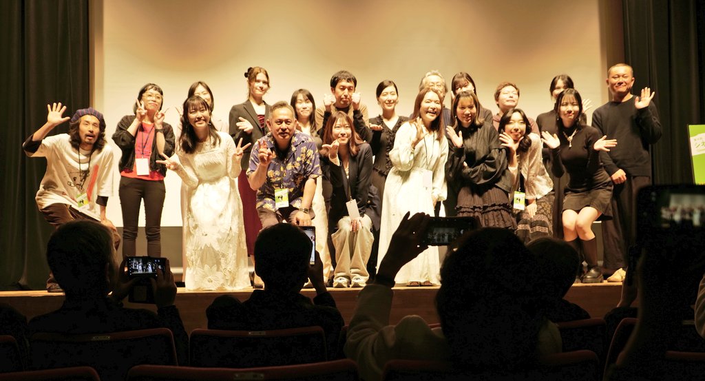 ミノモさん、出品した作品を手掛けた監督、携わったキャスト、スタッフの皆さん、この度は本当にお疲れ様でした👏

私も監督として1つの作品を作ることがどれほど大変かを痛感している日々です。