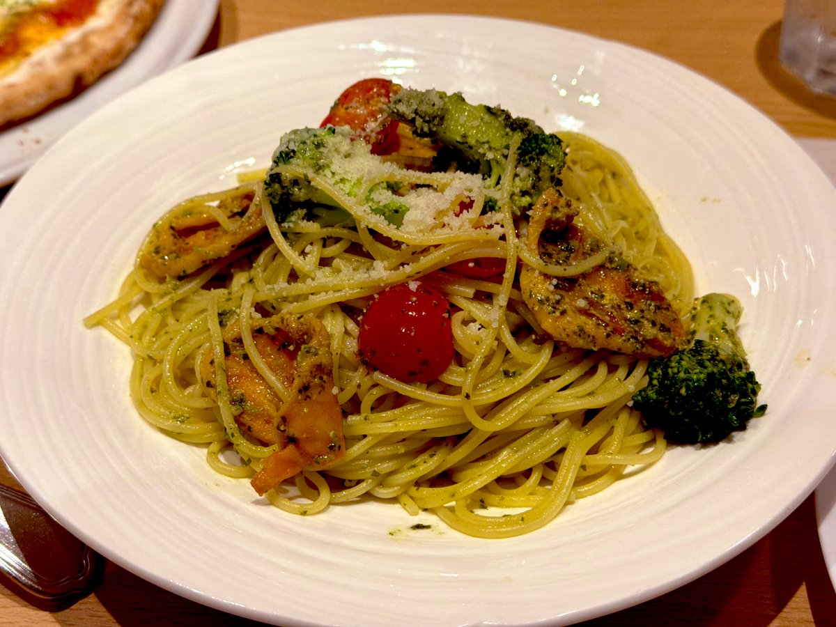 むんむん tweet media