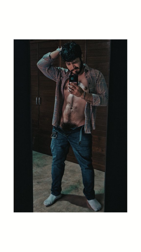 Manny_gdl19's tweet photo. Semi encuerado 😜💦

#rt #chudai #wataa #lobo #woof #freeballing #hairy @encuentrogaygdl @freeballbball1 https://t.co/IUMMaRcqnw