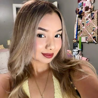 danayyy10's tweet photo. #NewProfilePic https://t.co/F1HFSrXoqW