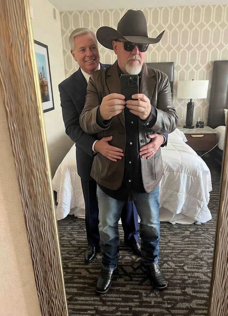 Ross Orkan tweet media