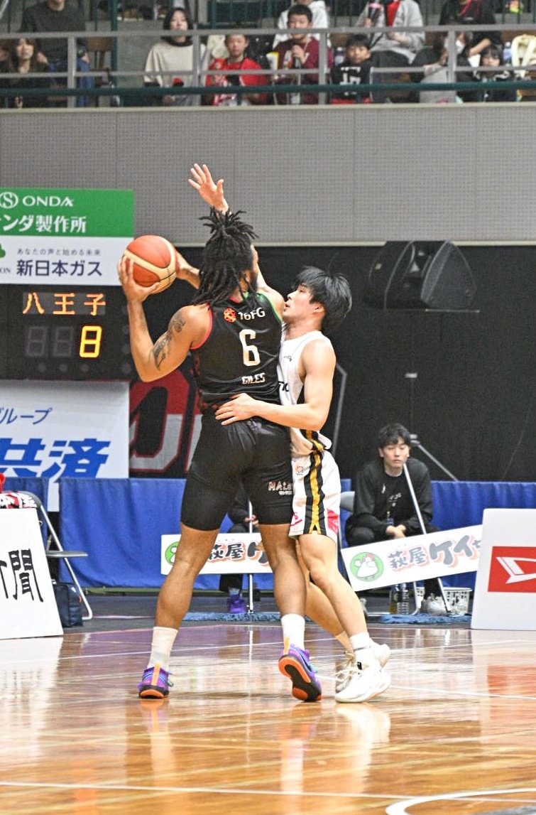 あきま tweet media