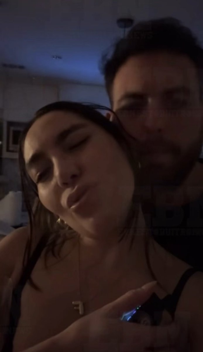 ERNESTOBUITRON's tweet photo. ♥️ Frida Sofía vuelve a creer en el amor 😱 tras su fracaso con Christian Estrada la hija de Alejandra Guzmán se ha vuelto a ENAMORAR
#ebninforma #ernestobuitronnews #fridasofia https://t.co/rO2BgtsSkZ