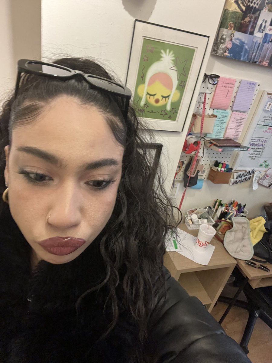 girly friendston tweet media