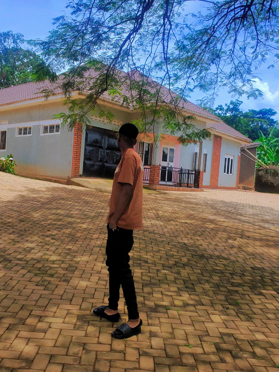 Isaac Bezos tweet media