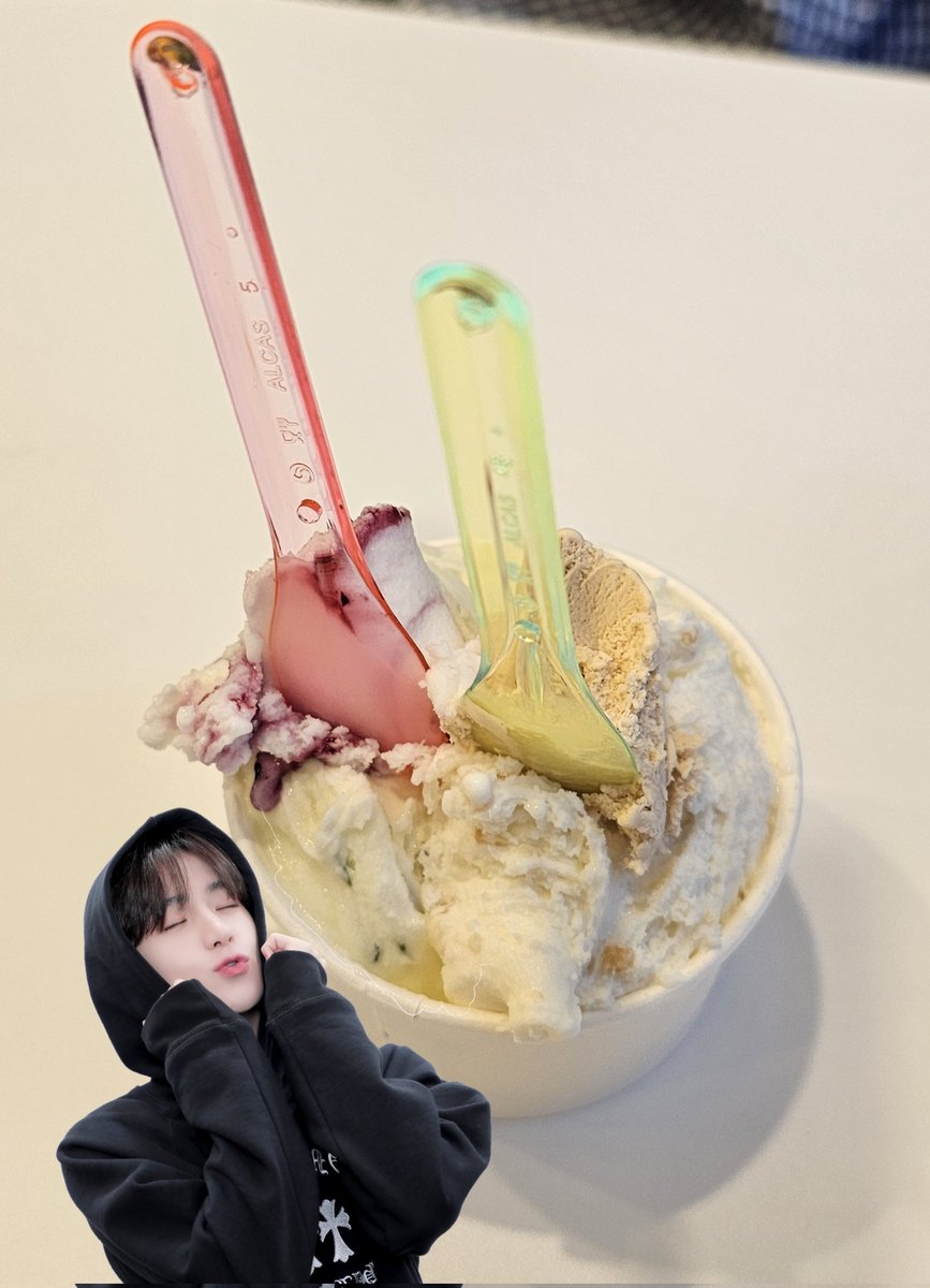 이말랑 tweet media