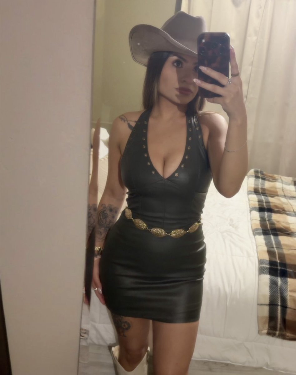 cathieegomez's tweet photo. 🤎🤠✨ https://t.co/YqVMdBss8V